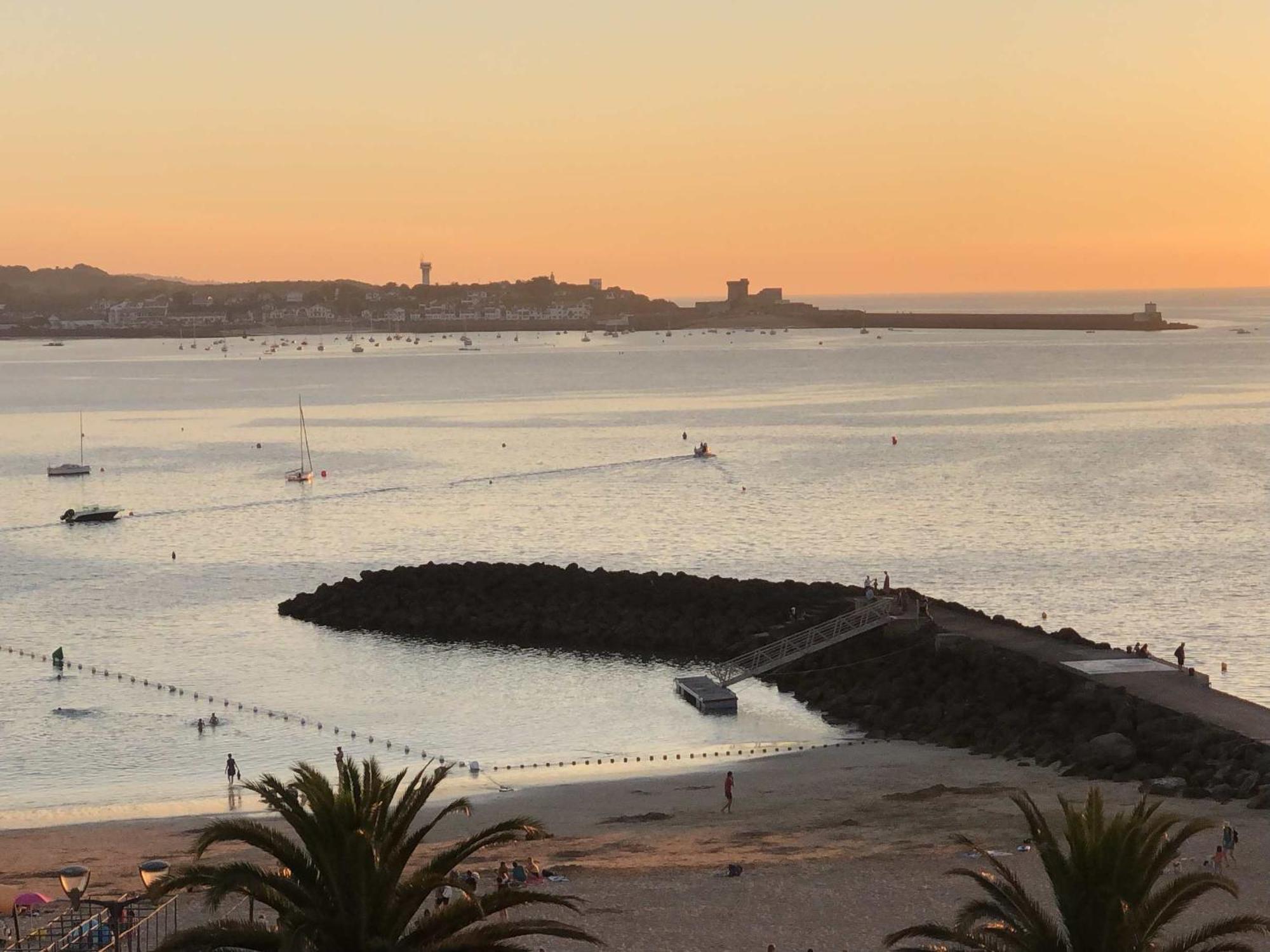Spacieux Vue Ocean Et Rhune Apartment Saint-Jean-de-Luz